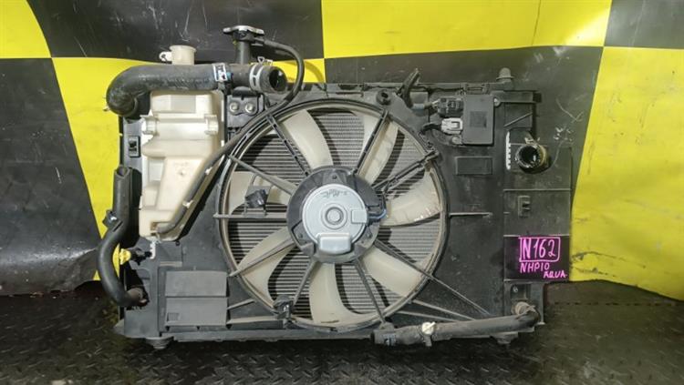 Радиатор основной Тойота Аква в Когалыме 116562
