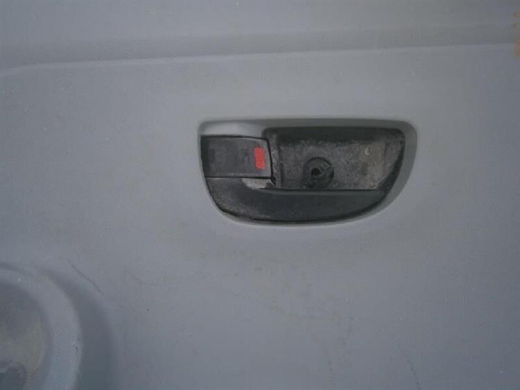 Дверь Тойота Приус в Когалыме 66098