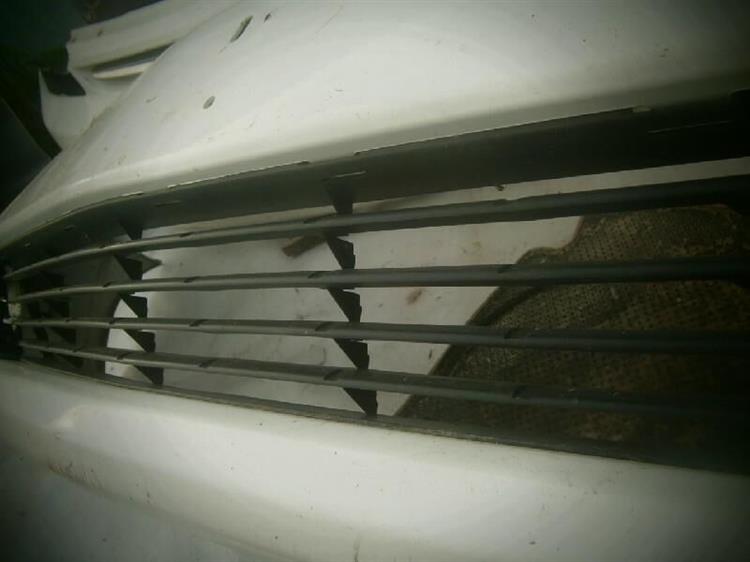 Решетка радиатора Тойота Приус в Когалыме 72767